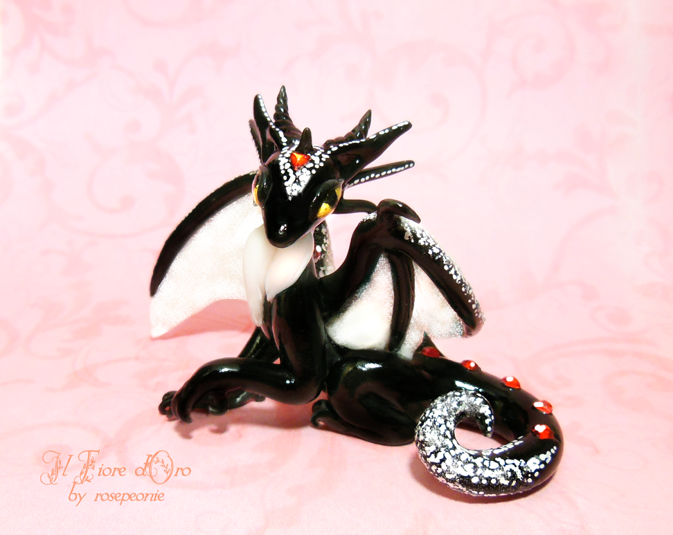 Black fox dragon