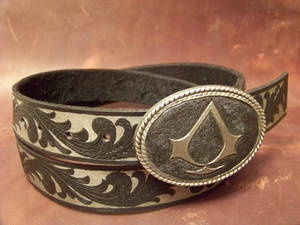 assassins creed belt and buckle