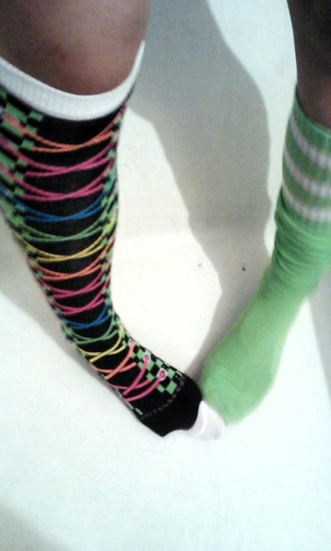 Deviantart Moving Socks socks!!! by 69emptysouls on DeviantArt