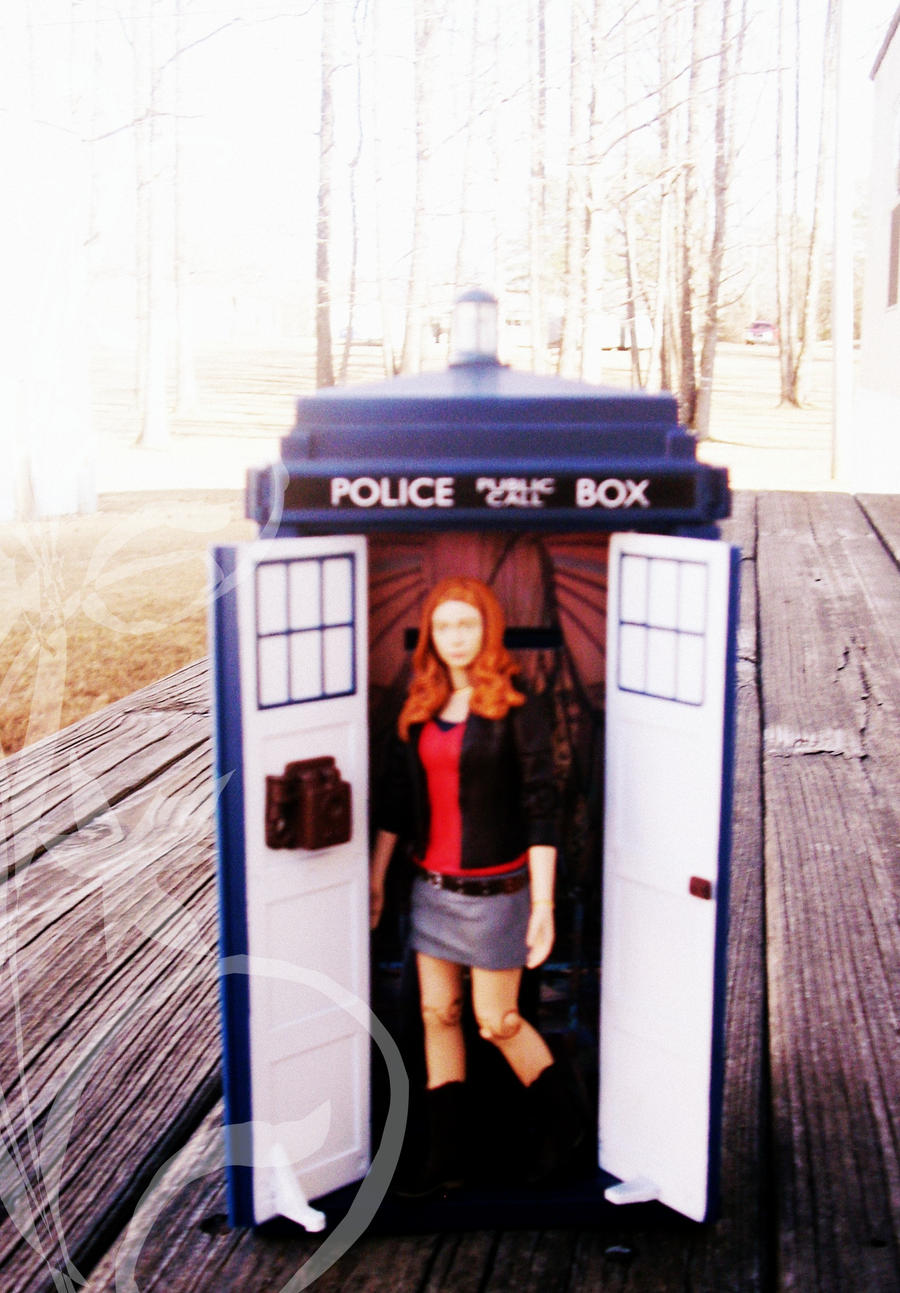 Mad, Impossible Amy Pond