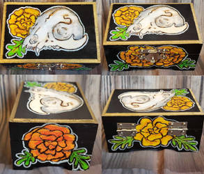 PaC: Cat Skull and Marigold Wooden Box