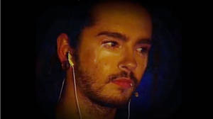 Tom cry