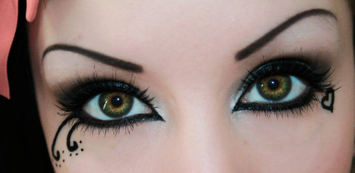 Gothic Eyes