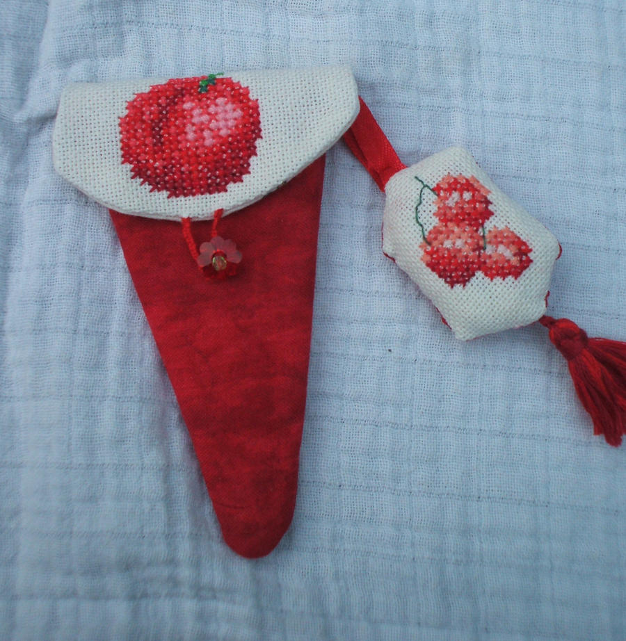 Berry scissors fob and Cherry scissors case