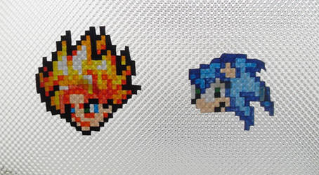 Goku ssj sonic  hama beads 8 bits pixel art