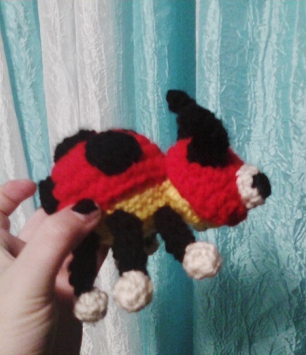 Leydyba amigurumi sideview