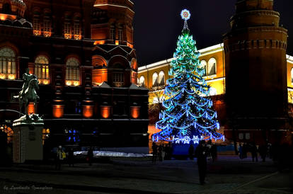 Christmas tree in historical center of Moscow