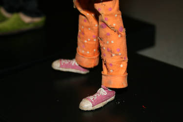 Coraline feet detail