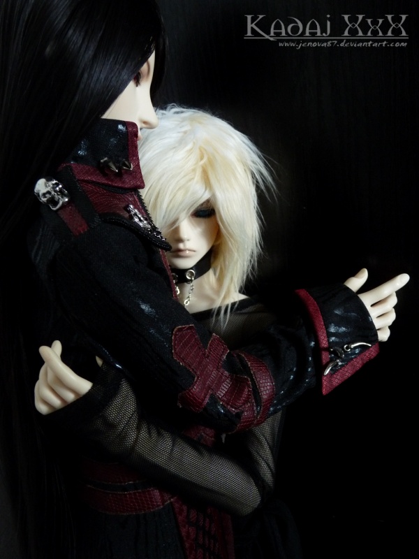 BJD Embrace the Darkness