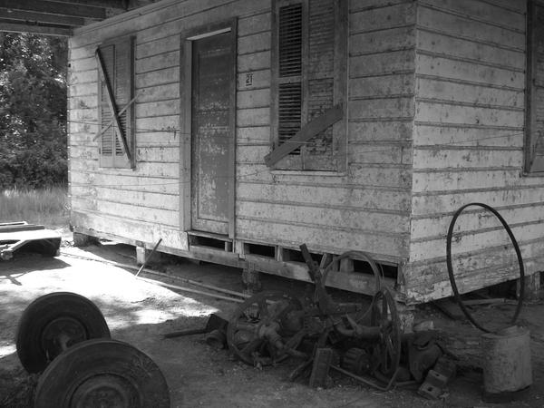 rundown shack by betweenREADlines on DeviantArt