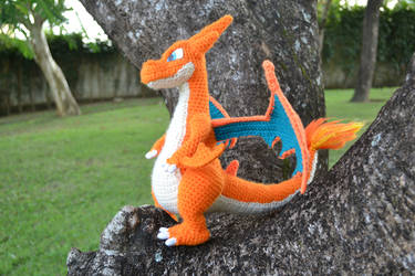 Mega Charizard Y amigurumi