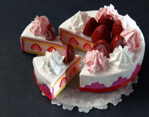 Miniature Strawberry Cake