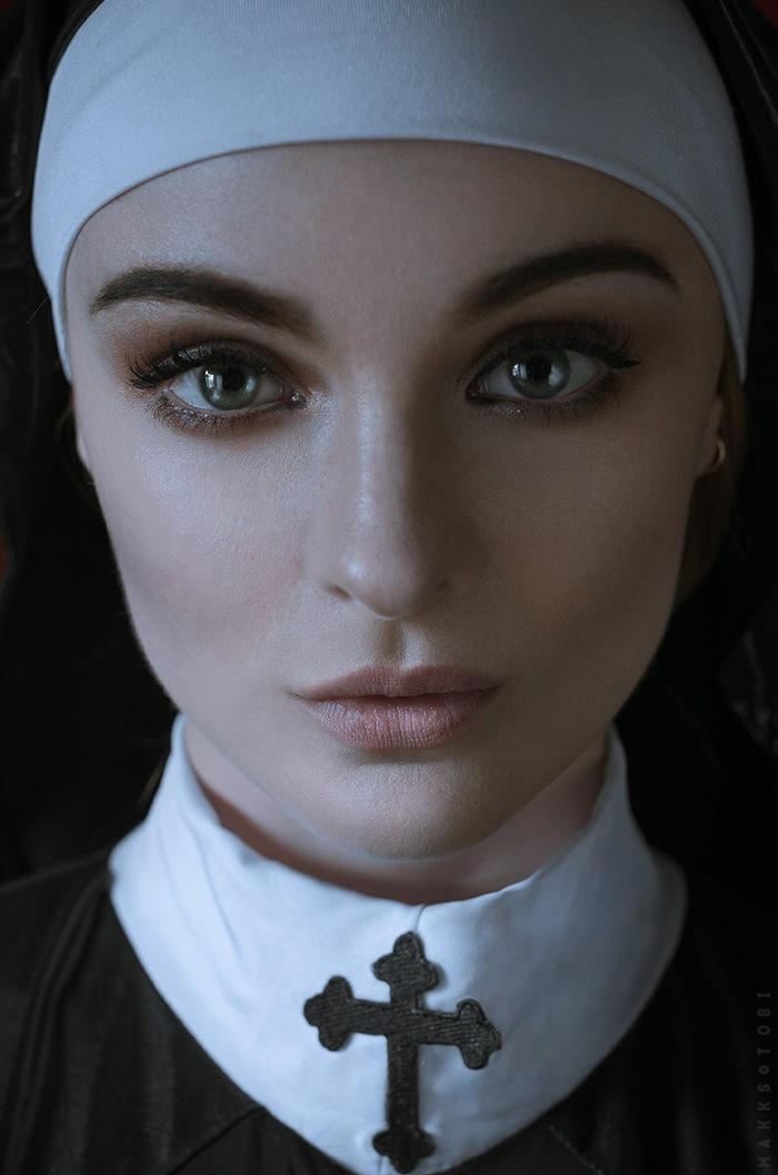 Nun cosplay. Hitman Absolution монахини.