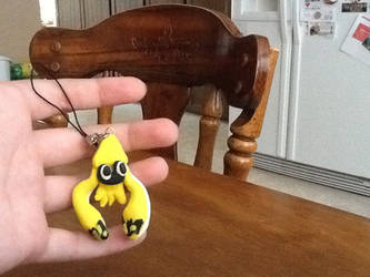 Splatoon squid keychain- yellow