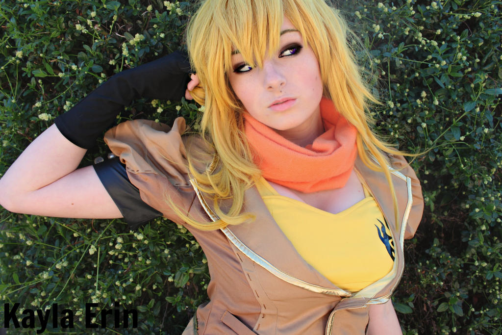 Yang Rwby Custom RWBY: Yang by ItsKaylaErin on DeviantArt