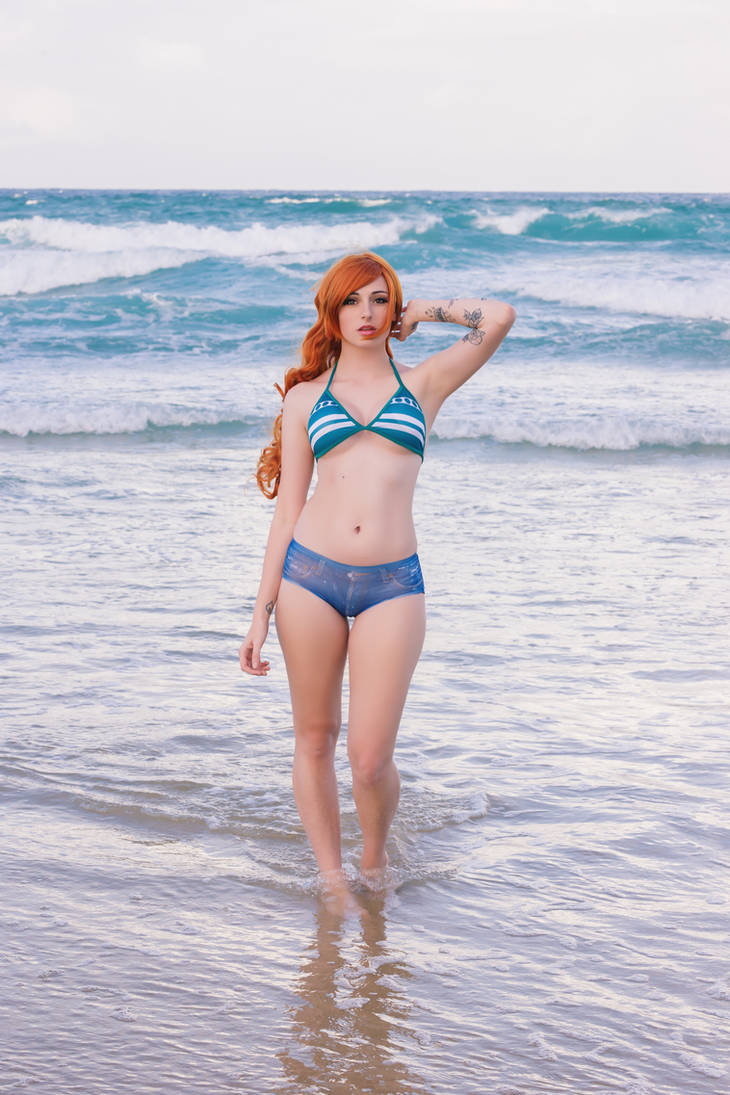 Nami - One Piece by ItsKaylaErin