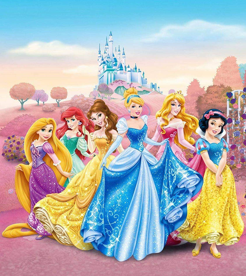 Сайт принцессы. Принцессы дисне1. Disney Princess принцесса Дисней. Бал принцесс. Диснеевские принцессы картинки.