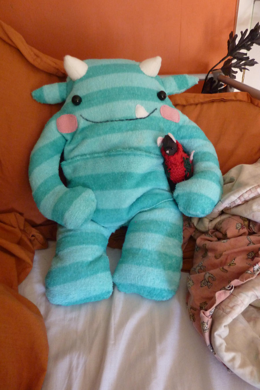 Gizmo the monster bear by dandypandy12