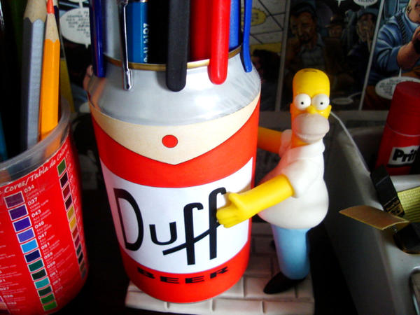 Homer Pen Can