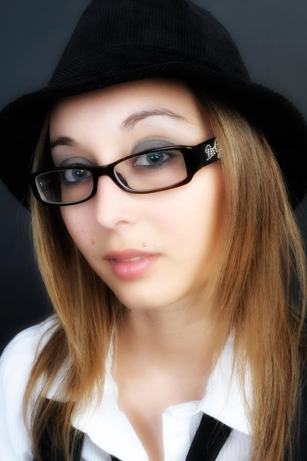 Amanda hat and ties by lcaloz on DeviantArt