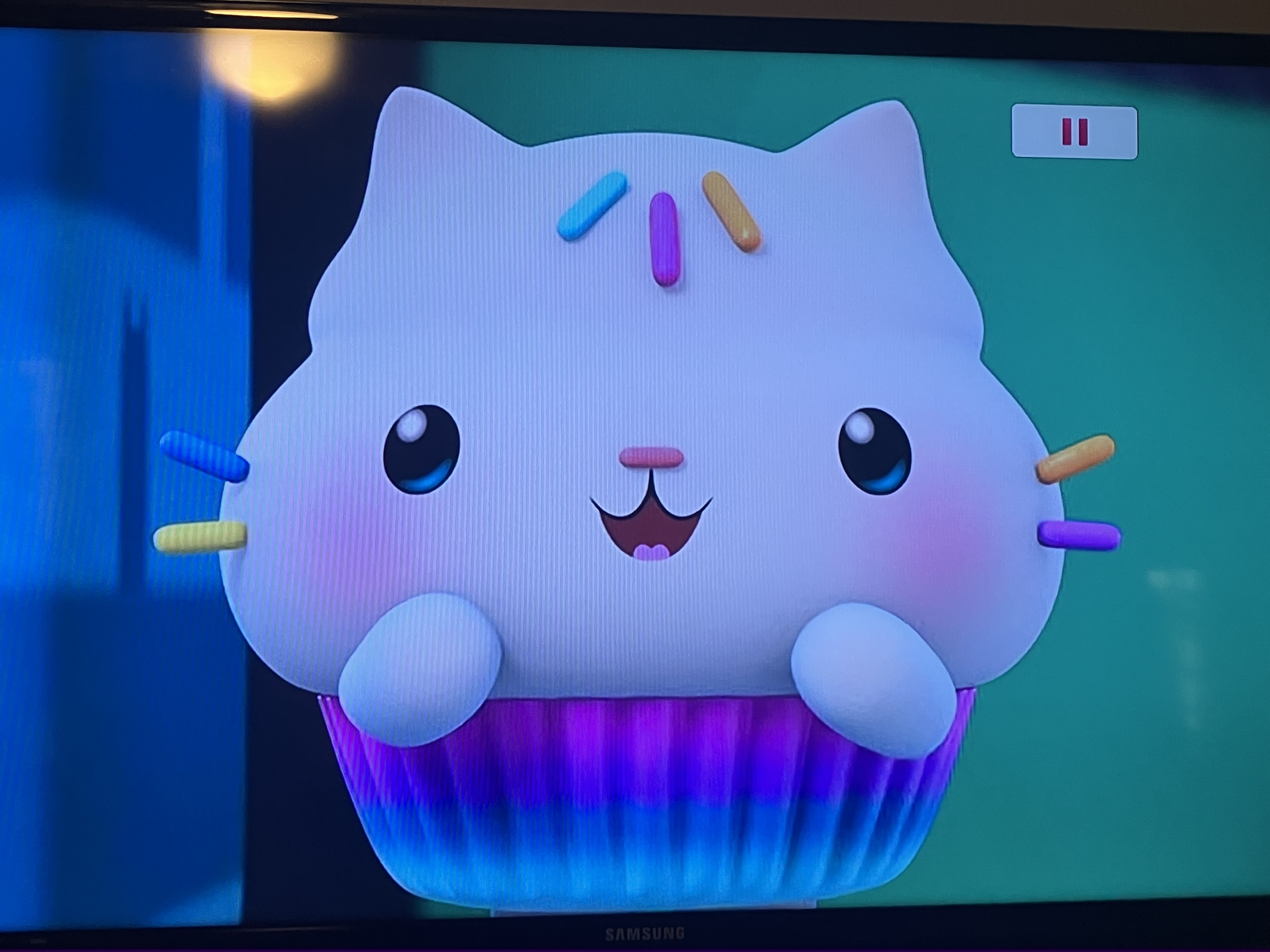 Cakey Cat On TV #2 by ALEXLOVER366 on DeviantArt