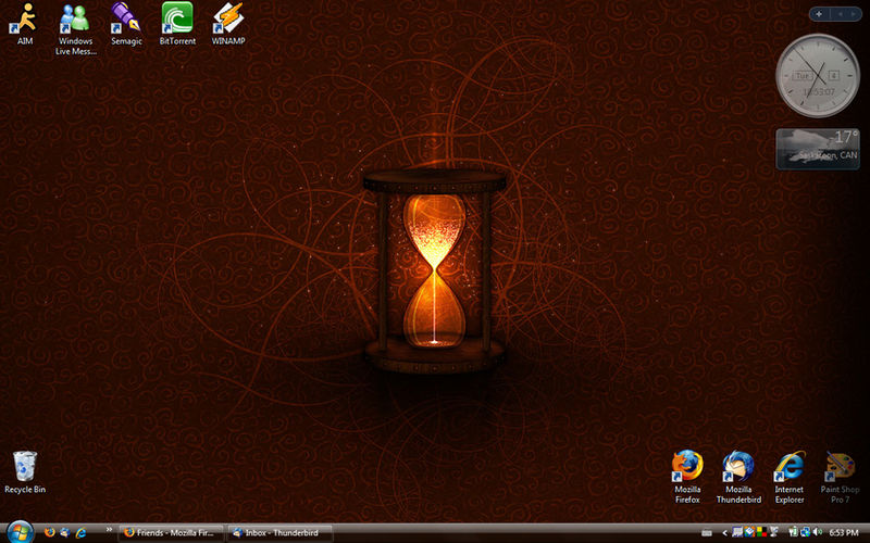 Desktop - December 2007 by acciosnitch