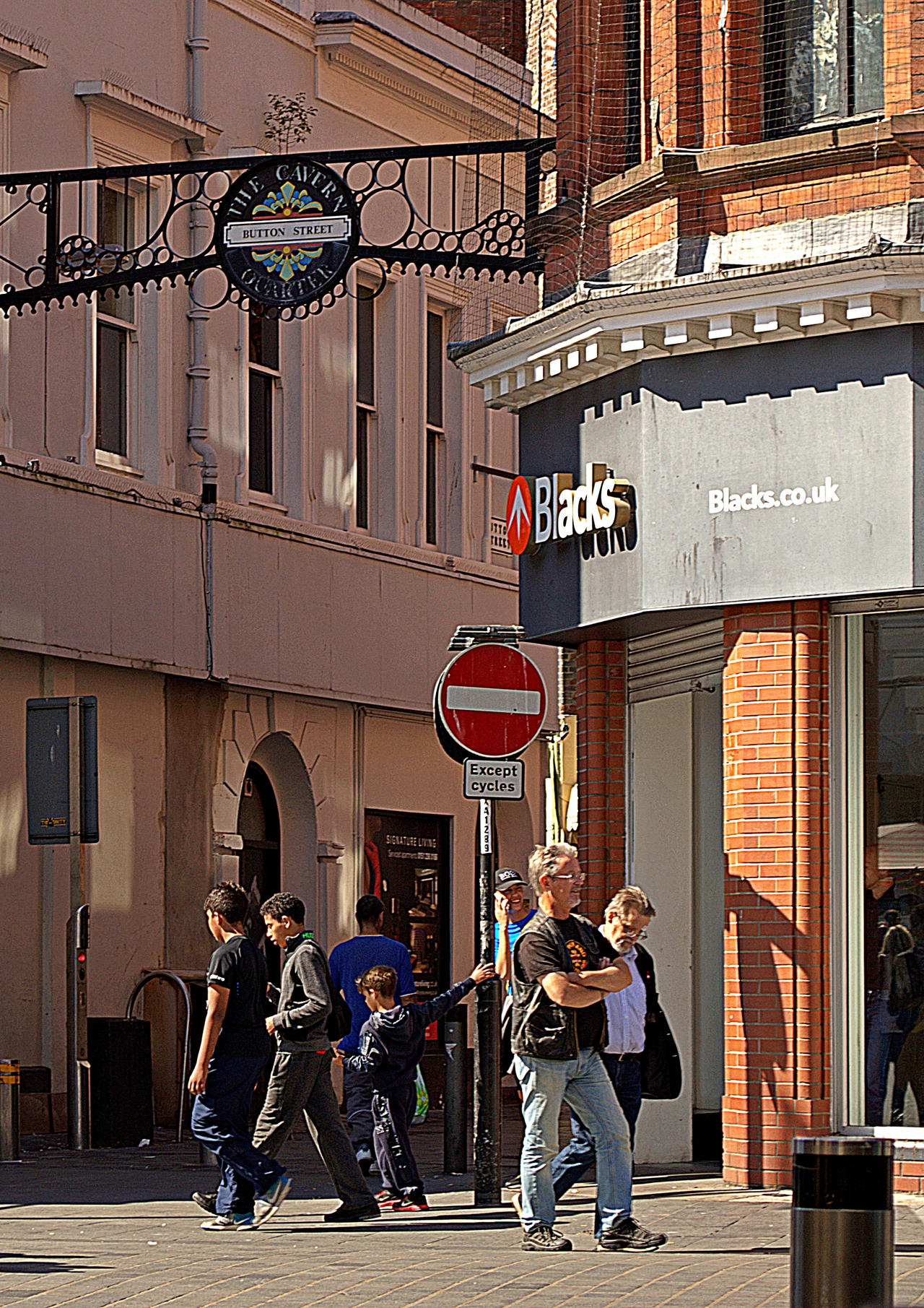 Button Street by kllebou on DeviantArt