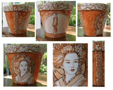 A Geisha Flowerpot