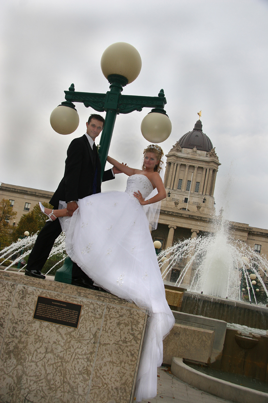 Foolin' around at the fountain