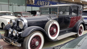 1927-28 Lincoln L-series limousine