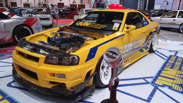 2JZ engine swapped Nissan Skyline R34 GT-R