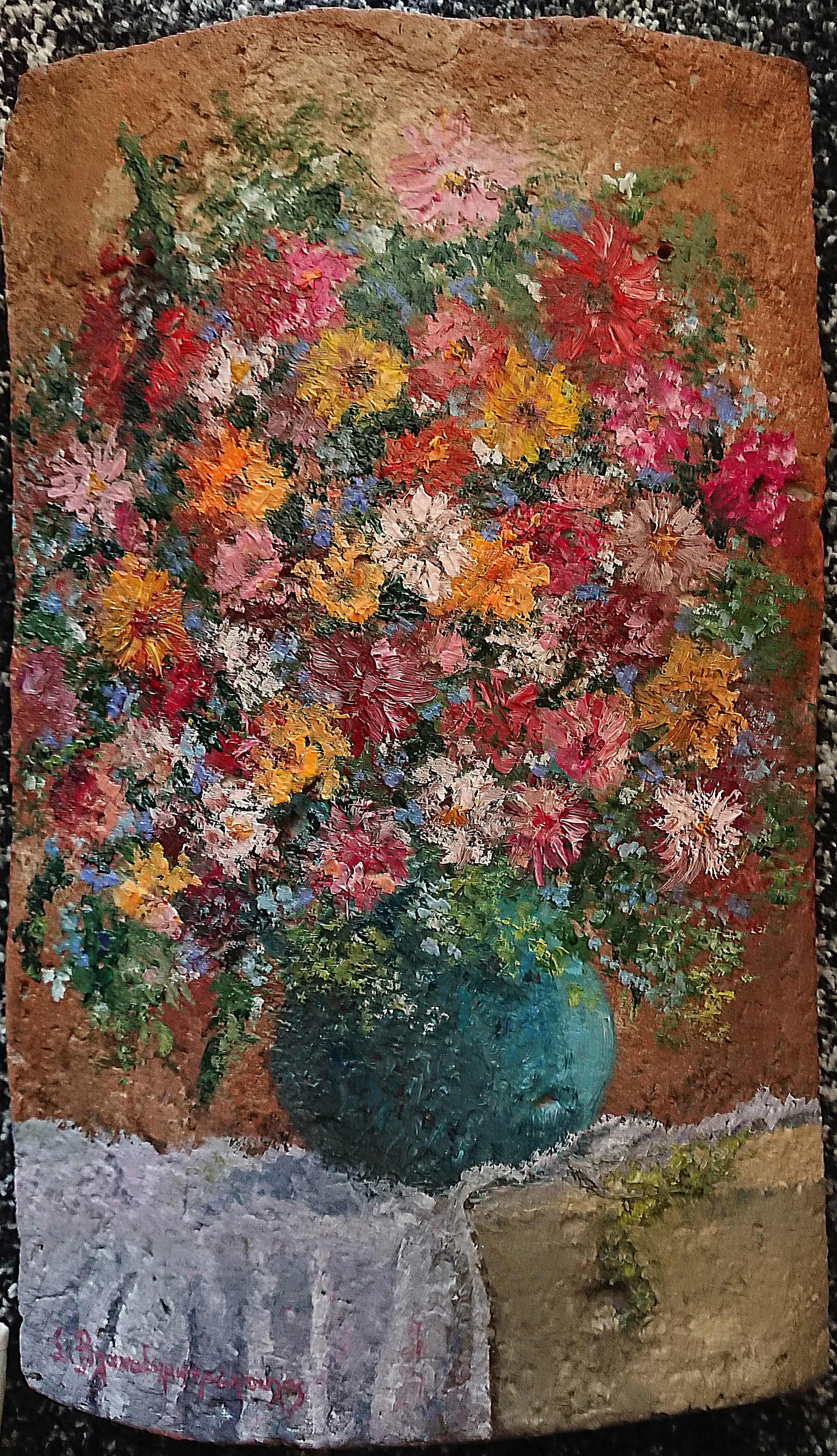 Vase of flowers