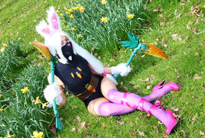 Battle Bunny Akali: Member of the Kinkou