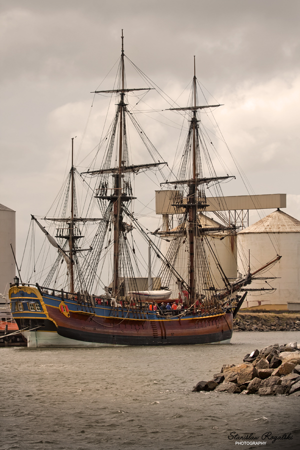 The Endeavour Replica in Port