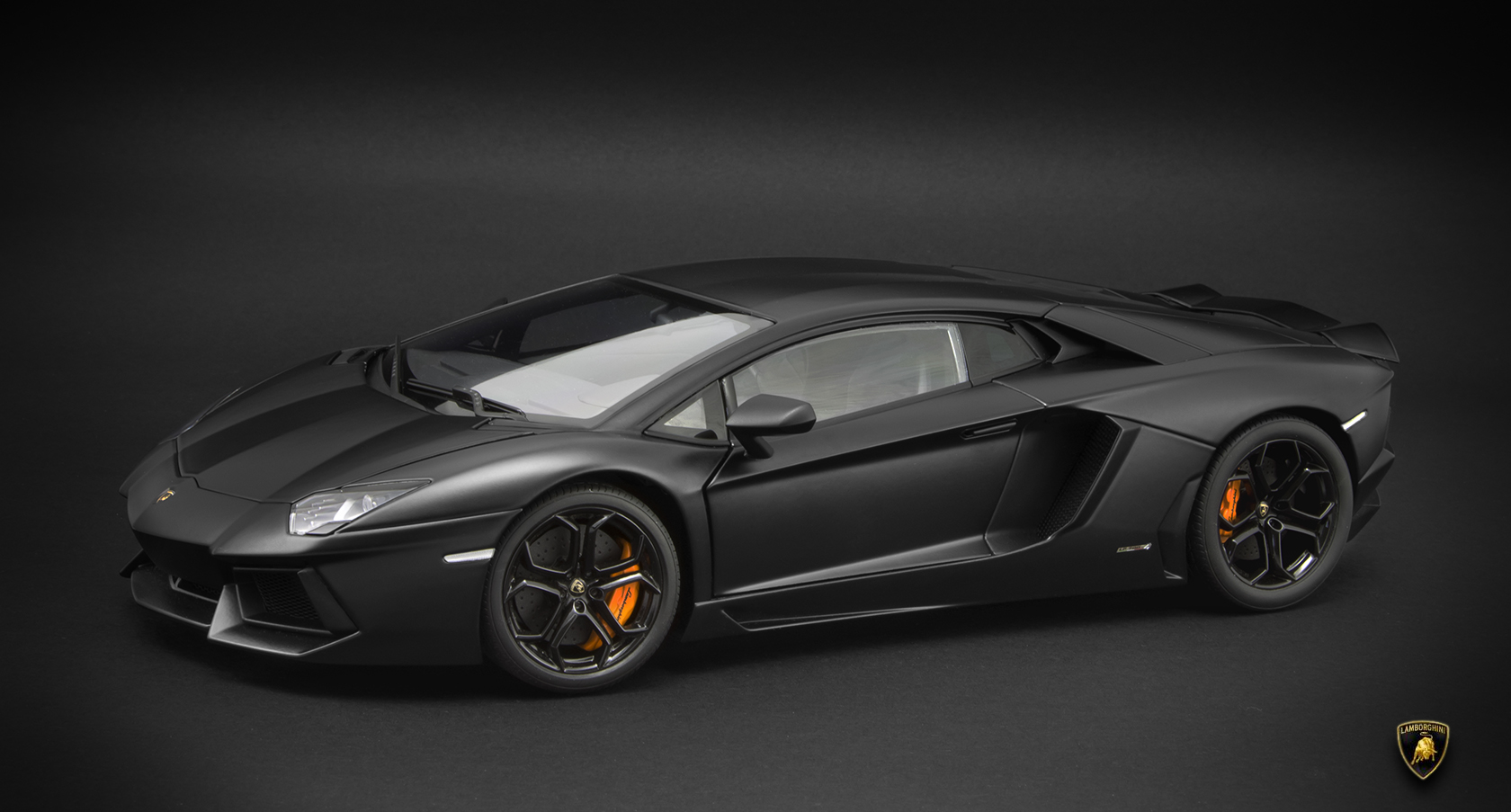 Lamborghini LP700-4 Aventador