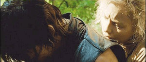 The Walking Dead | Hug Gif