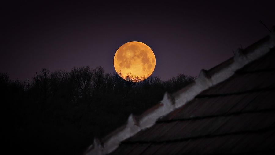 Full moon by Csipesz on DeviantArt