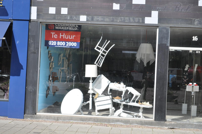 Very cool display window by TheKoopaBros on DeviantArt