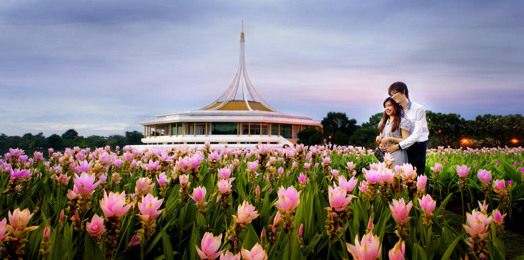 Suan Luang by palmbook