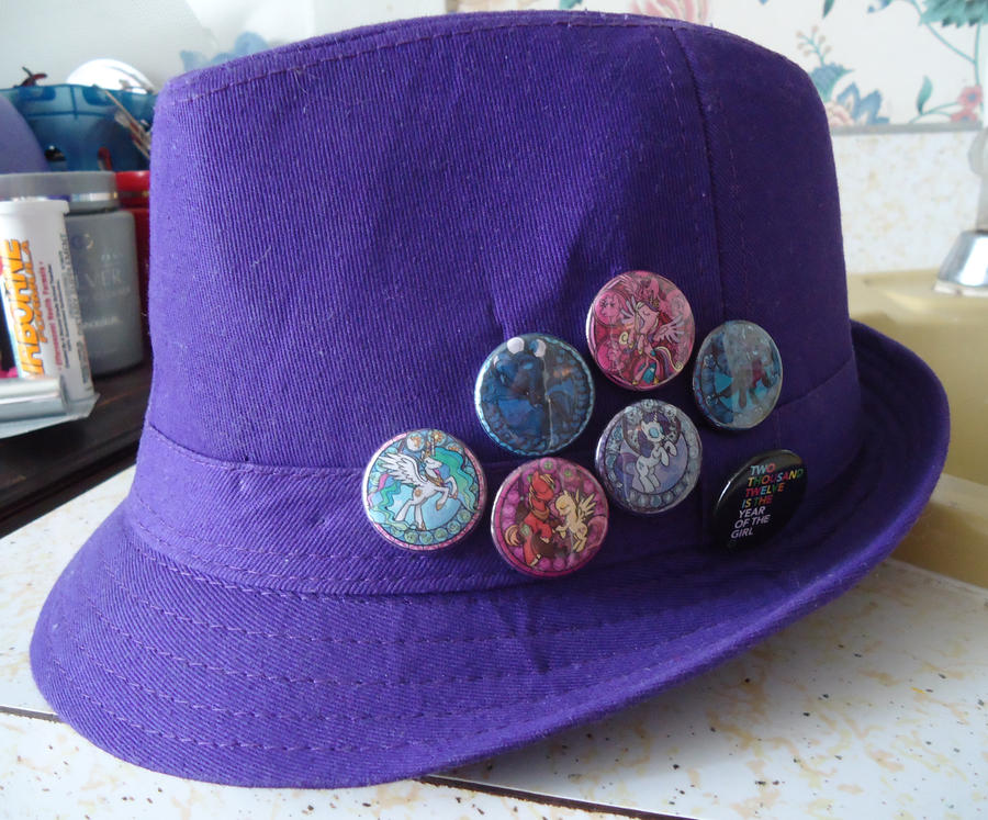 Best Fedora Decorations EVAR