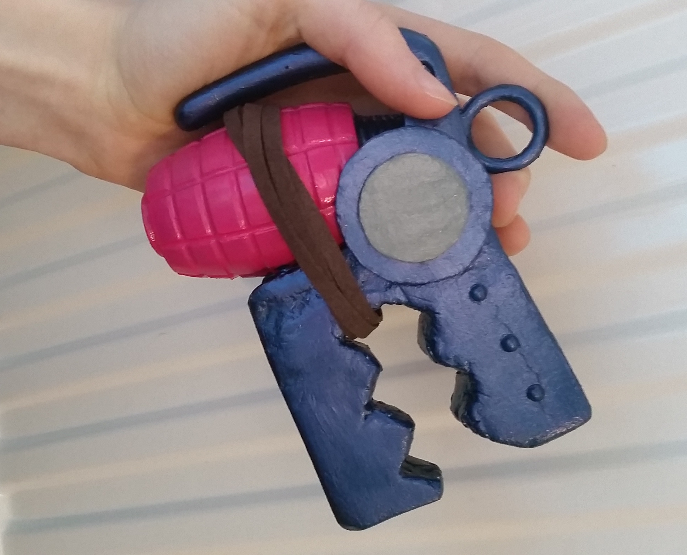 Jinx cosplay flame chomper prop