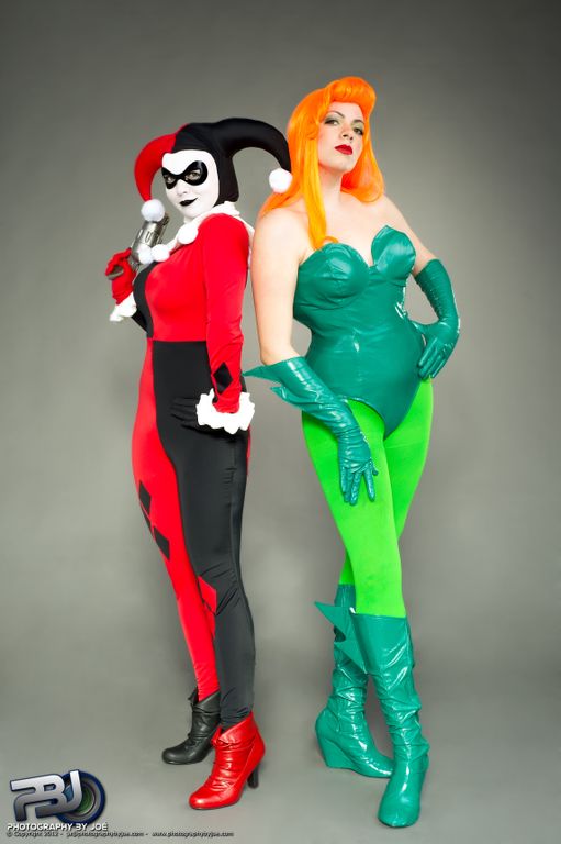 Ivy x Harley: Batman TAS Cosplay