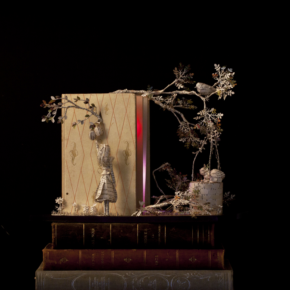 Book sculpture Les petites filles modeles...