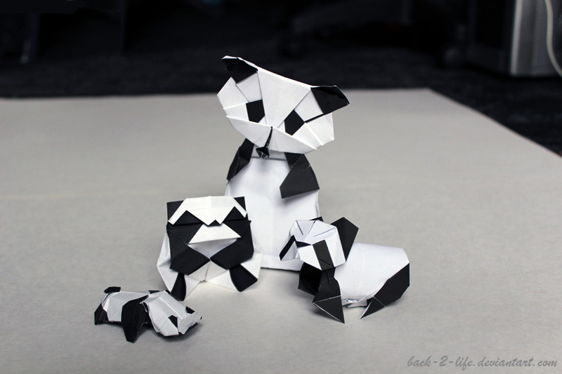 Meet The Pandas (origami)