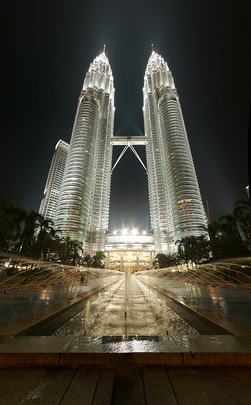 Along the Fountains - Night