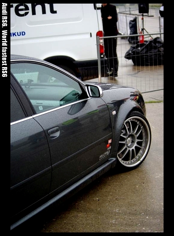 Audi RS6 in rain