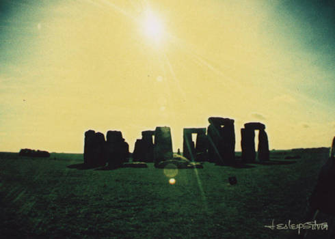 Lo Fi Stonehenge