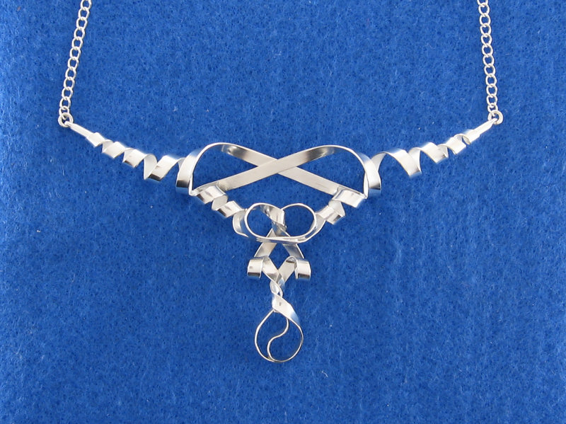 Squiggle Necklace