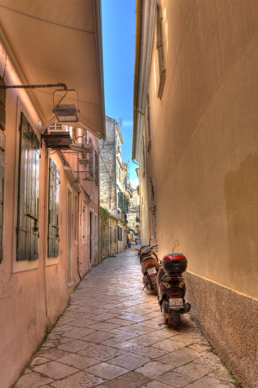 Narrow Street