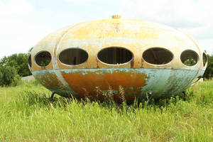 Futuro House Stock